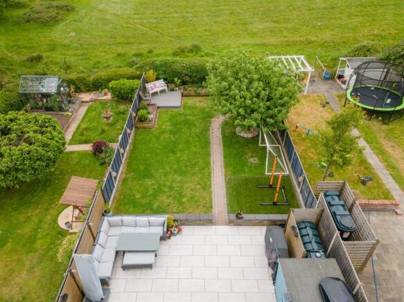 21 Kingswood Close_2.jpg