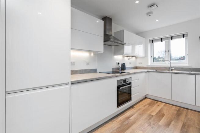39 Kingswood Green_8.jpg