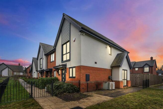 39 Kingswood Green_17.JPG