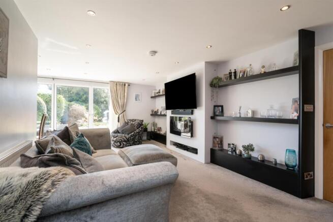 Flat 1 Parklands_3.jpg