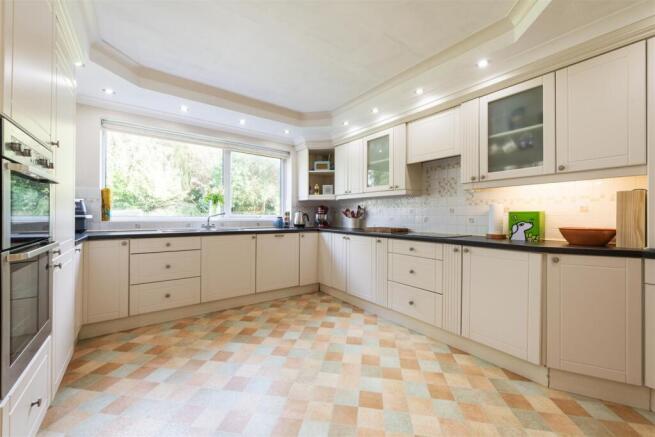 14, Barcheston Road Knowle, B93 9JS_9.jpg