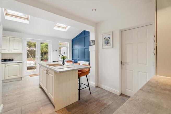 52 Ollerton Road_7.jpg