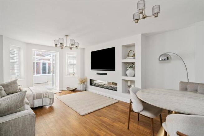 2 Shelfield Close_9.jpg