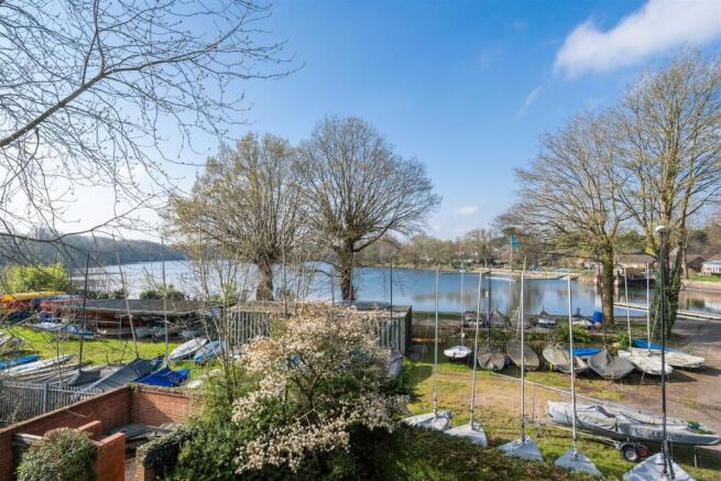 Apartment 8 Bromford Mere-9_Lo.jpg