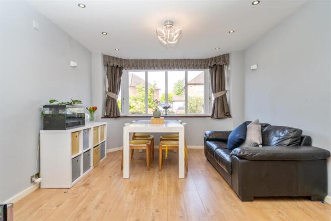 30 Cambridge Avenue_6.jpg