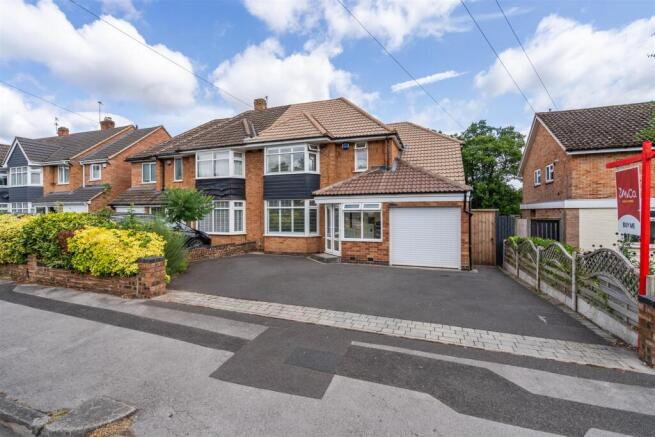 66 Poplar Road Dorridge_26.jpg