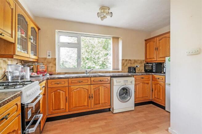 6 Keresley Close_2.jpg