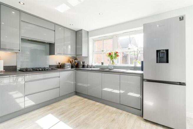 122 Rumbush Lane_3.jpg