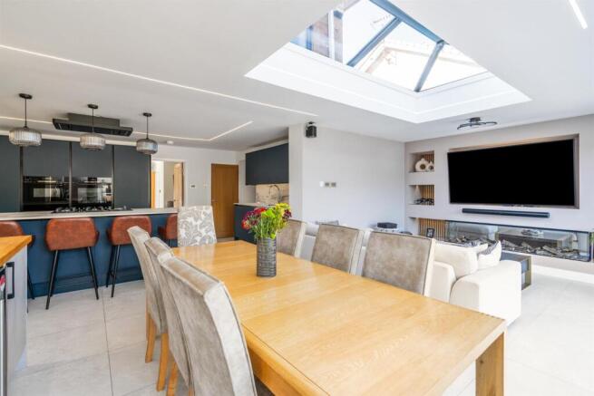 15 Ullenhall Road_18.jpg