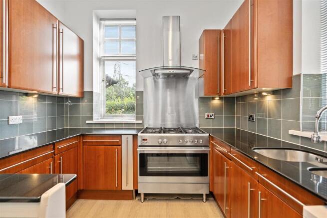 19, Catherines Close_LO_8.jpg