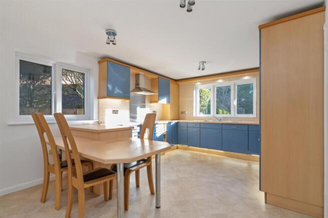 7, Cheveridge Close Solihull, B91 3TT_19.jpg