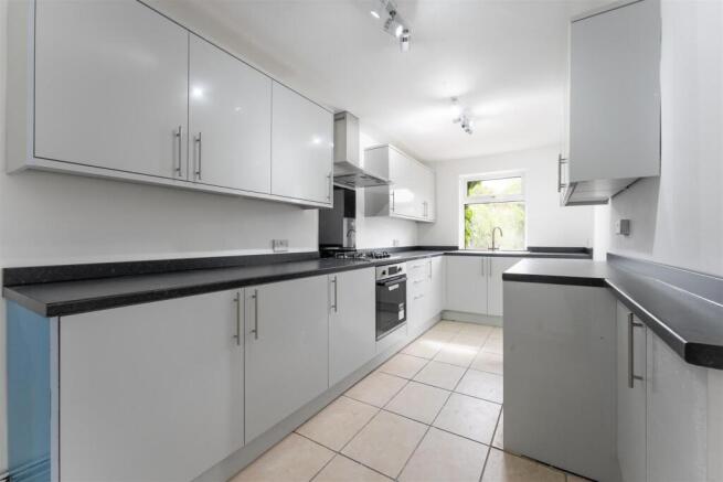 21, Yoxall Road Shirley, Solihull, B90 3SD_7.jpg