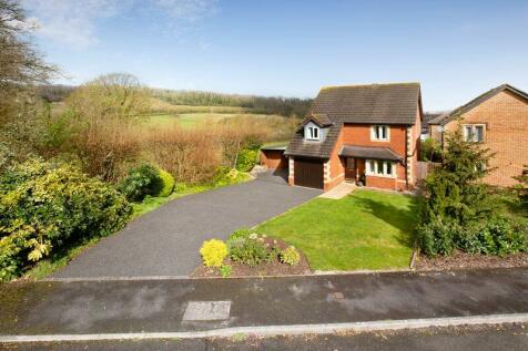Newton Abbot - 4 bedroom house for sale