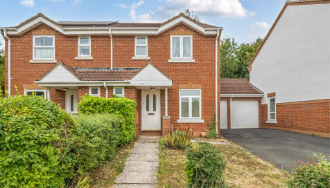 Malus Close, Malvern