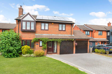 St. Augustines Close, Droitwich