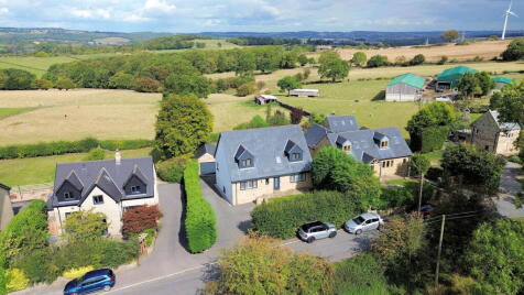 Cooper Lane, Hoylandswaine, S36 7JE