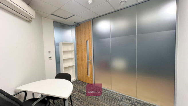 Office / Treatment Room to Rent