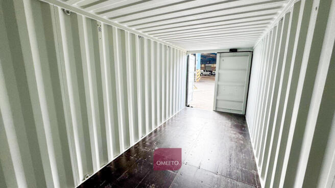 Storage Container to Let