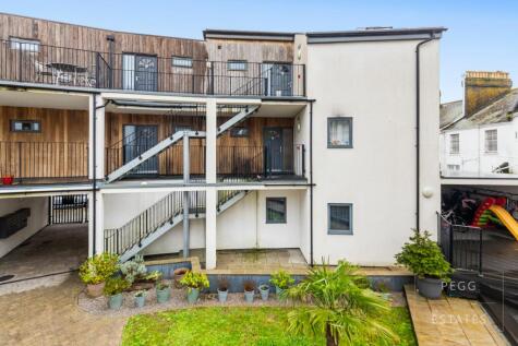 Bishops Place Apartments, Bishops Place, Paignton