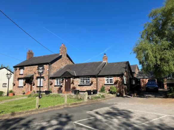 Bunbury Arms Photo 2.jpg