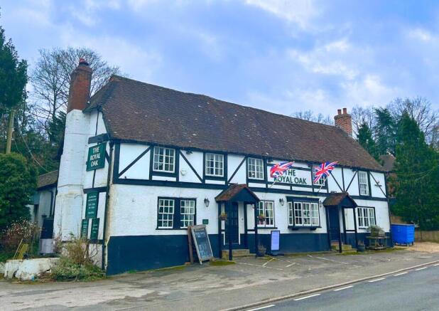 Royal Oak Wrecclesham.png