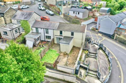 Hafod Fan Terrace, Six Bells, NP13