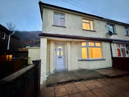 Tribute Avenue, Cwmcarn, NP11