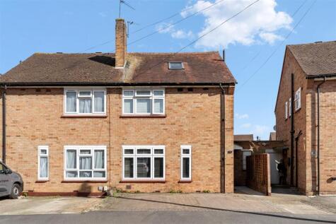 Festival Close, Uxbridge