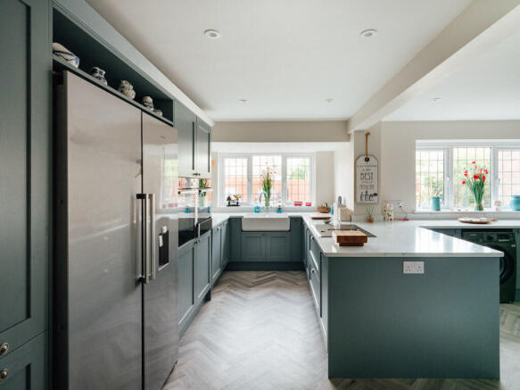 Kitchen / Breakfast Room