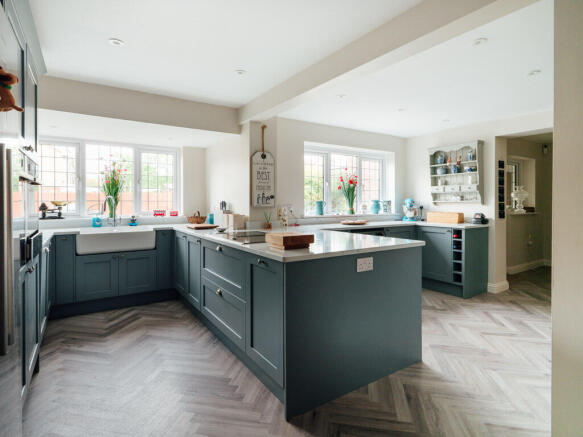 Kitchen / Breakfast Room