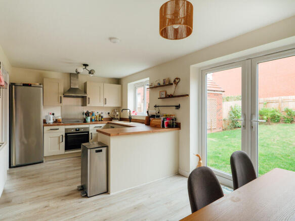 Kitchen / Dining Room