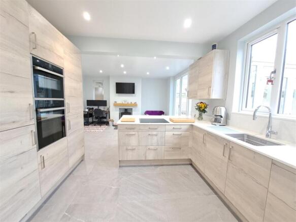 Open Plan Kitchen/Diner