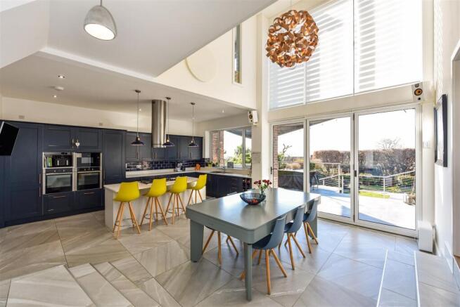 Kitchen/Diner/Family Room