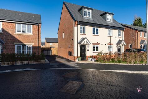 Stone Avenue, Winsford