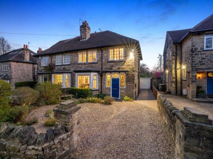 Gledhow Lane, Roundhay, LS8