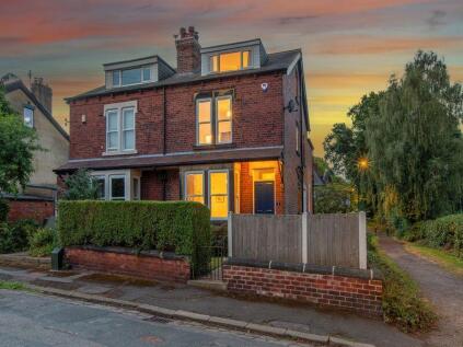 Gledhow Wood Avenue, Leeds