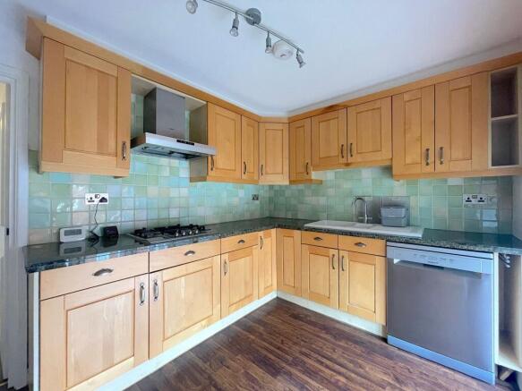 Kitchen (1)