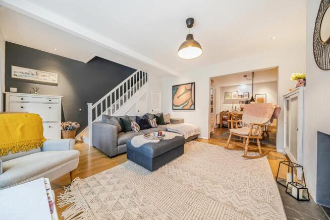 Living Room (2)