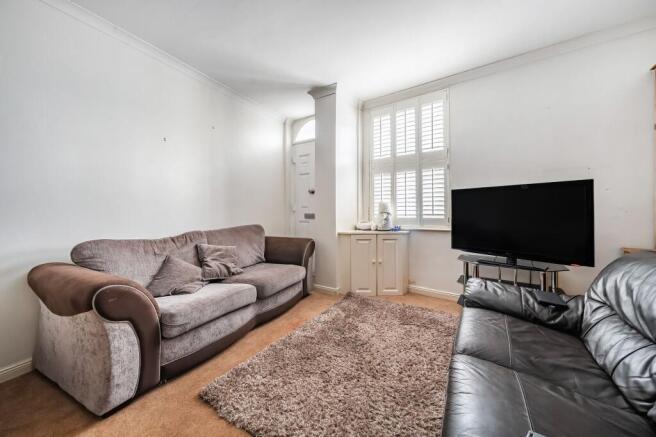 Living Room (1)
