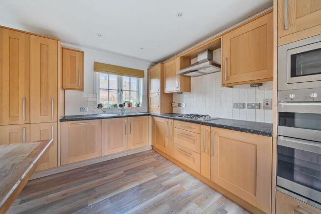 Kitchen (1)