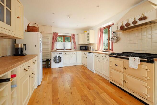 Kitchen (2)