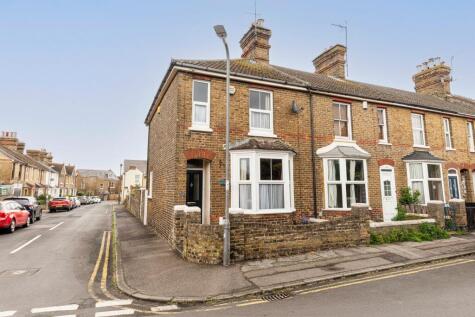 Cambridge Road, Faversham, ME13