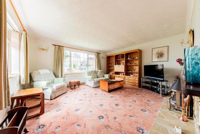 Living Room (2)