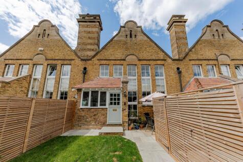 Canute Road, Faversham, ME13