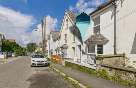 Fernleigh Road, Wadebridge, PL27 7AX - Impressive 1 Bed Apartment, Sought After Location
