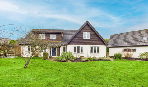 Jollys Lane, Porthtowan, TR4 - Stunning 5 Bedroom Country Home with Detached Annexe and South-Facing Gardens