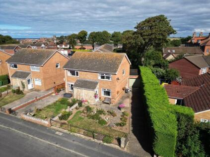 15 Kirkham Road, Whitby