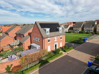 14 Nightingale Drive, Whitby