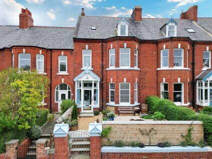 Cliff Dene, 46 Staithes Lane