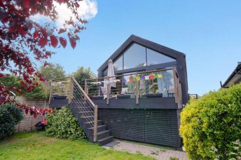 Hamhaugh Island, Shepperton, Middlesex, TW17